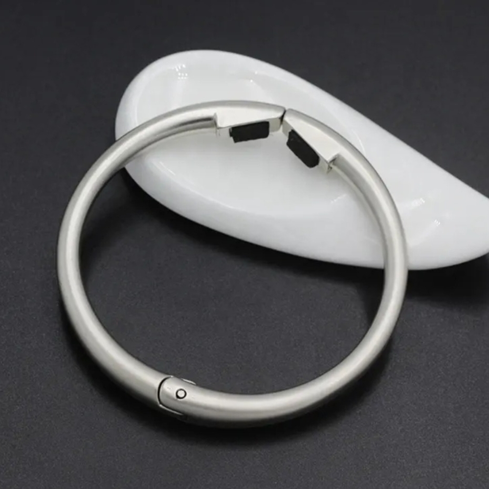 Sleek Bag Clip & Bracelet